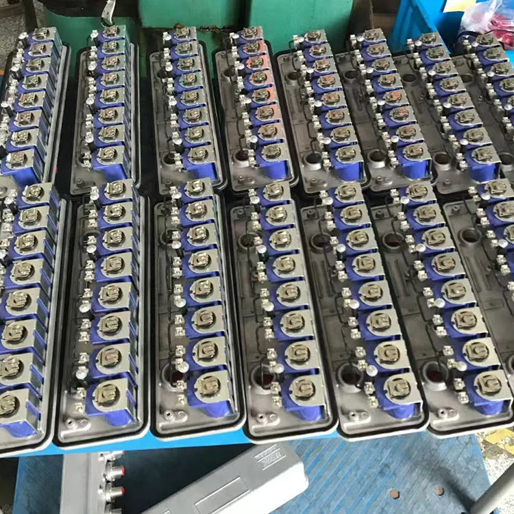 Caixa de válvula RCA3-8V8000